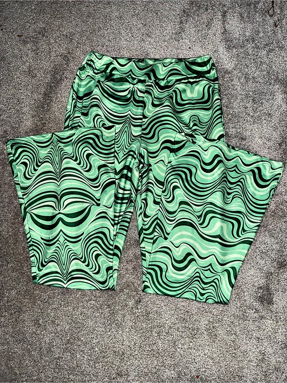 Abstract Wide Leg Pants in Green & Black wave pattern Size Small